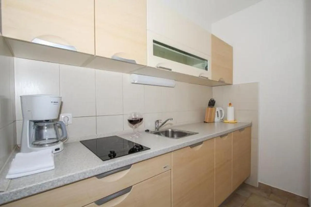 Studio Apartment In Okrug Gornji With Terrace, Air Conditioning, Wifi, Washing Machine 5051-1 Trogir 0*,  Chorvatsko